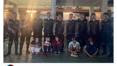 Enam Remaja Bawa Sajam Diduga Akan Melakukan Tawuran Ditangkap Polsek Cikarang Utara Bersama Tim Presisi Polres Metro Bekasi