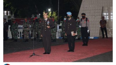 Kapolres Pimpin Upacara Kehormatan dan Renungan Suci HUT Kemerdekaan RI Ke-77 di TMP Jokotole Sumenep