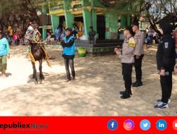 Kapolres Sumenep Pantau Keamanan Wisata Pantai Lombang Selama Libur Idul Fitri 1444 H – 2023 M