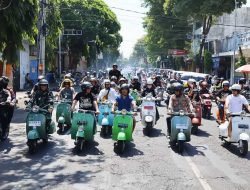 Meet and Greet Bersama Penggemar, Slank Vespaan Keliling Lumajang