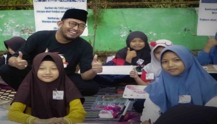 Ratusan Siswa SD Sumenep Ramaikan Lomba Mewarnai Sketsa Bung Karno