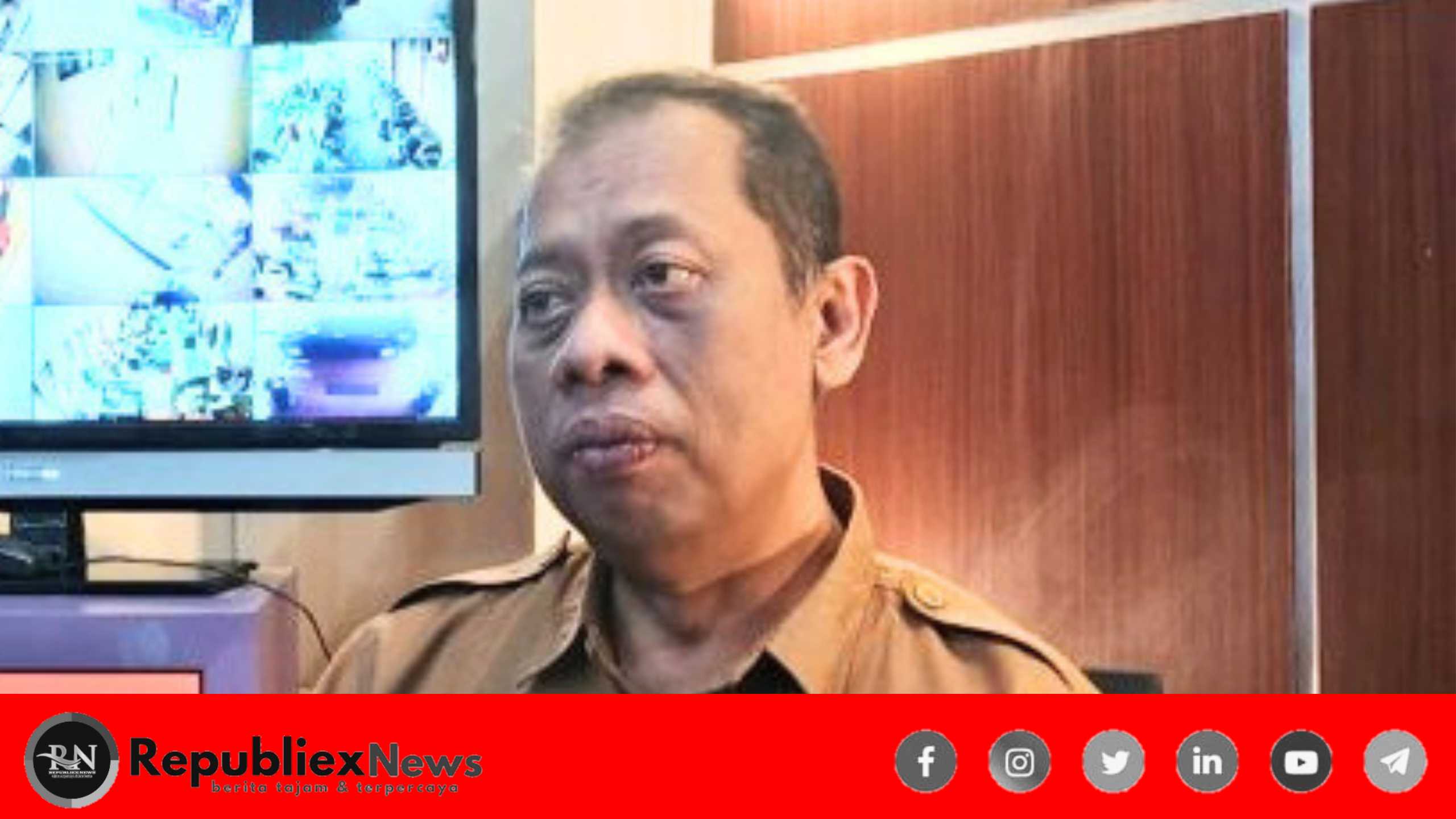 Black Modern Photo Acoustic Music Youtube Banner 20260305 210721 0000