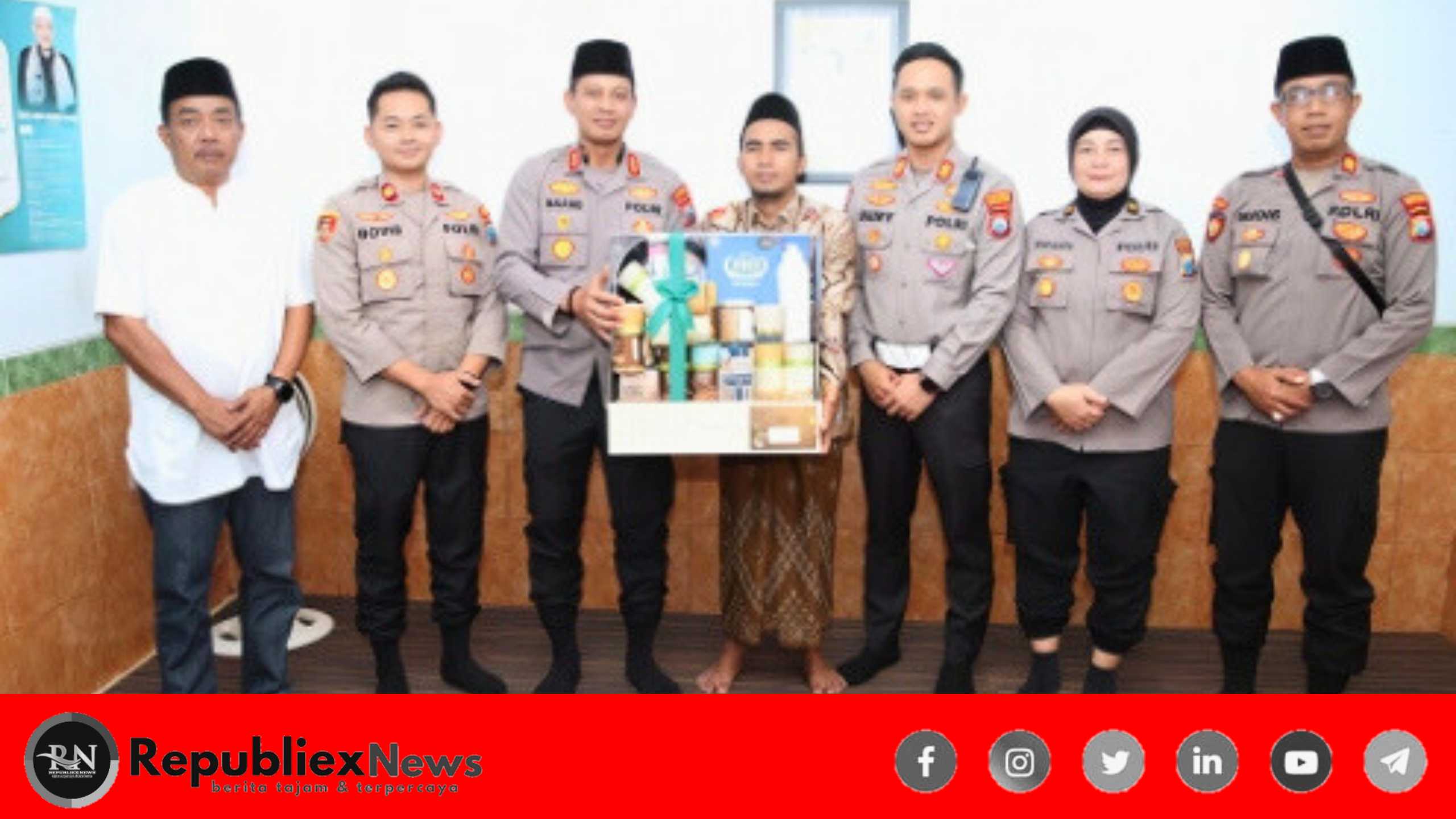 Black Modern Photo Acoustic Music Youtube Banner 20260314 091210 0000